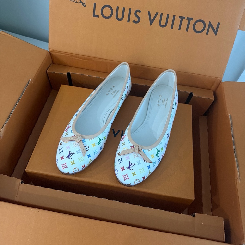 Louis Vuitton Women's White Multicolor Flats Murakami